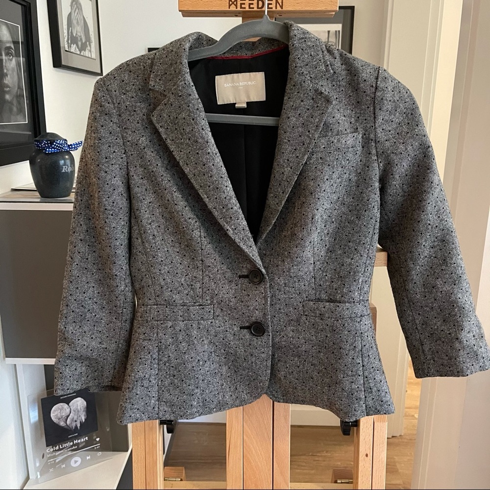 Banana Republic Cropped Blazer